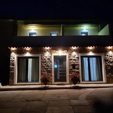 Apartma Skofije * Zgornje Skofije